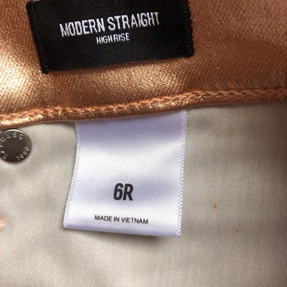 Express Womens High Waisted Modern Straight Jeans. Size 6R. New. - Picture 5 of 12